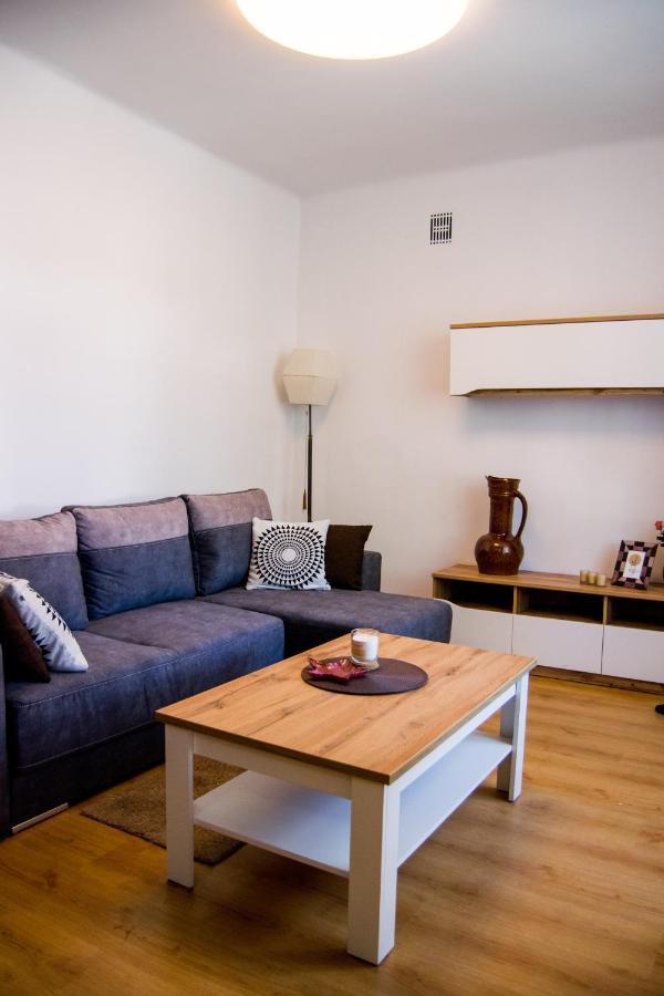 Color 24 Apartament V Appartement Stalowa Wola Buitenkant foto